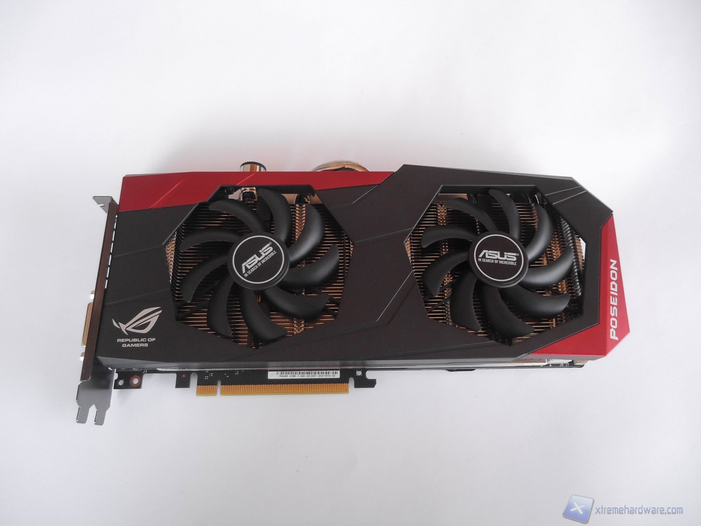 ASUS GTX 980 Poseidon 18