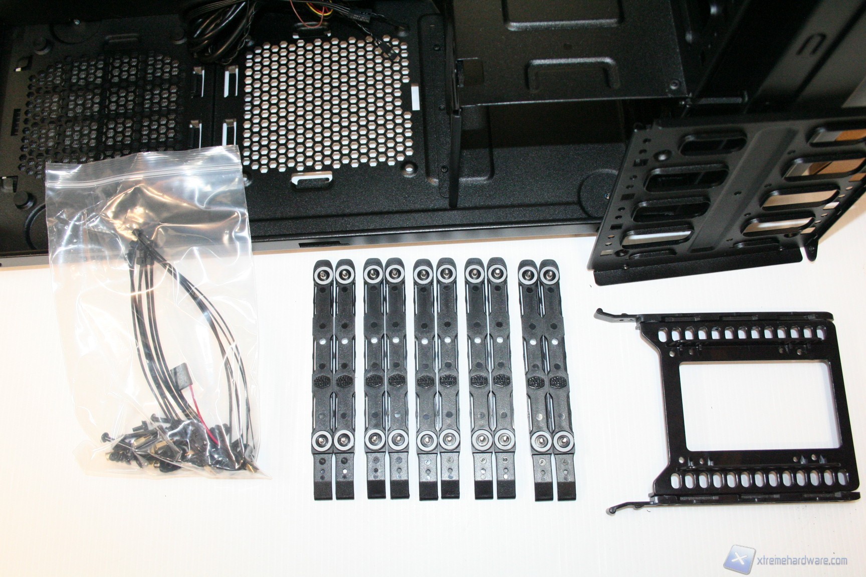 00103 CMSTORM SCOUT2 WWW.XTREMEHARDWARE.COM